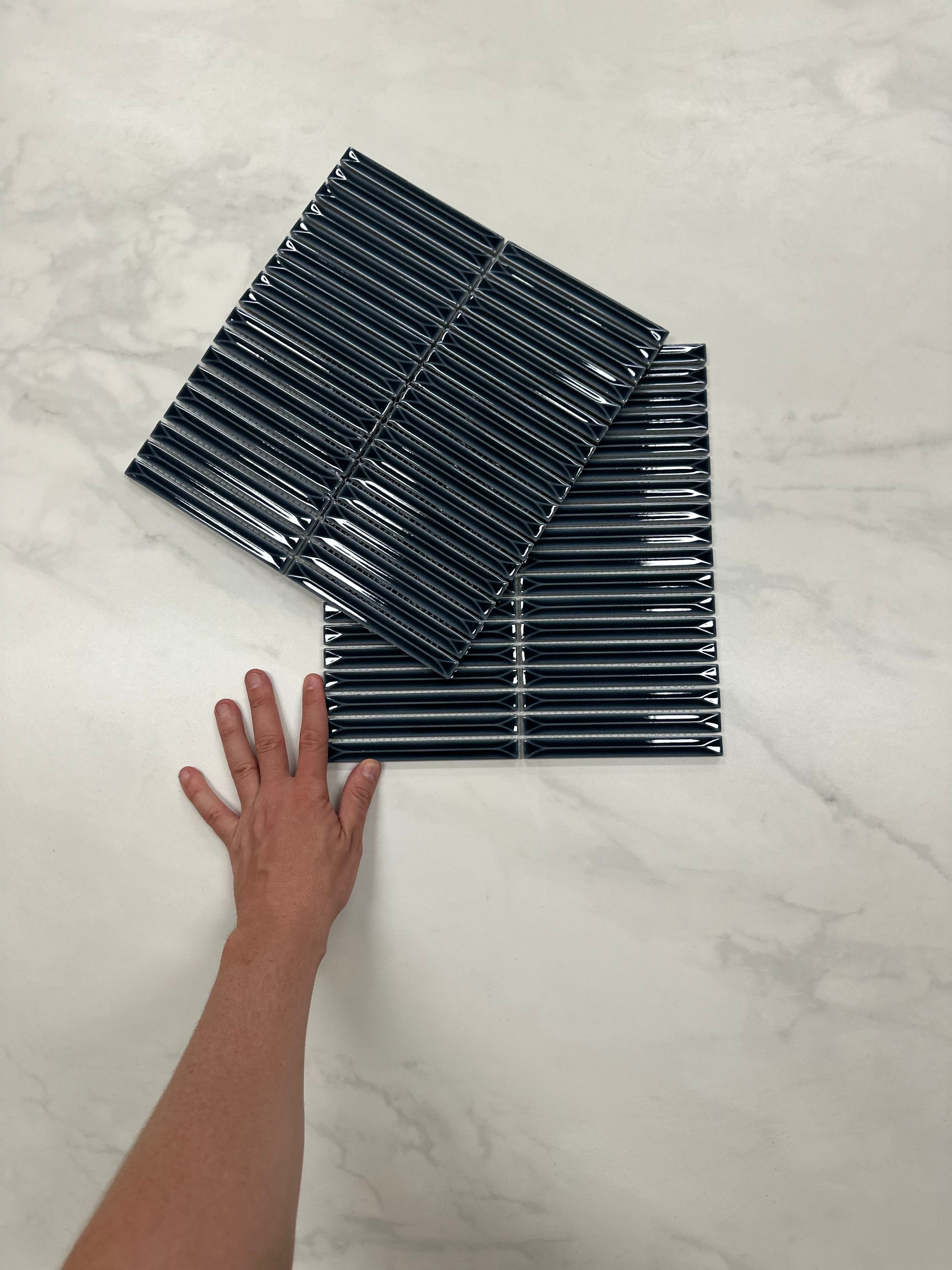 Voyager Midnight Black