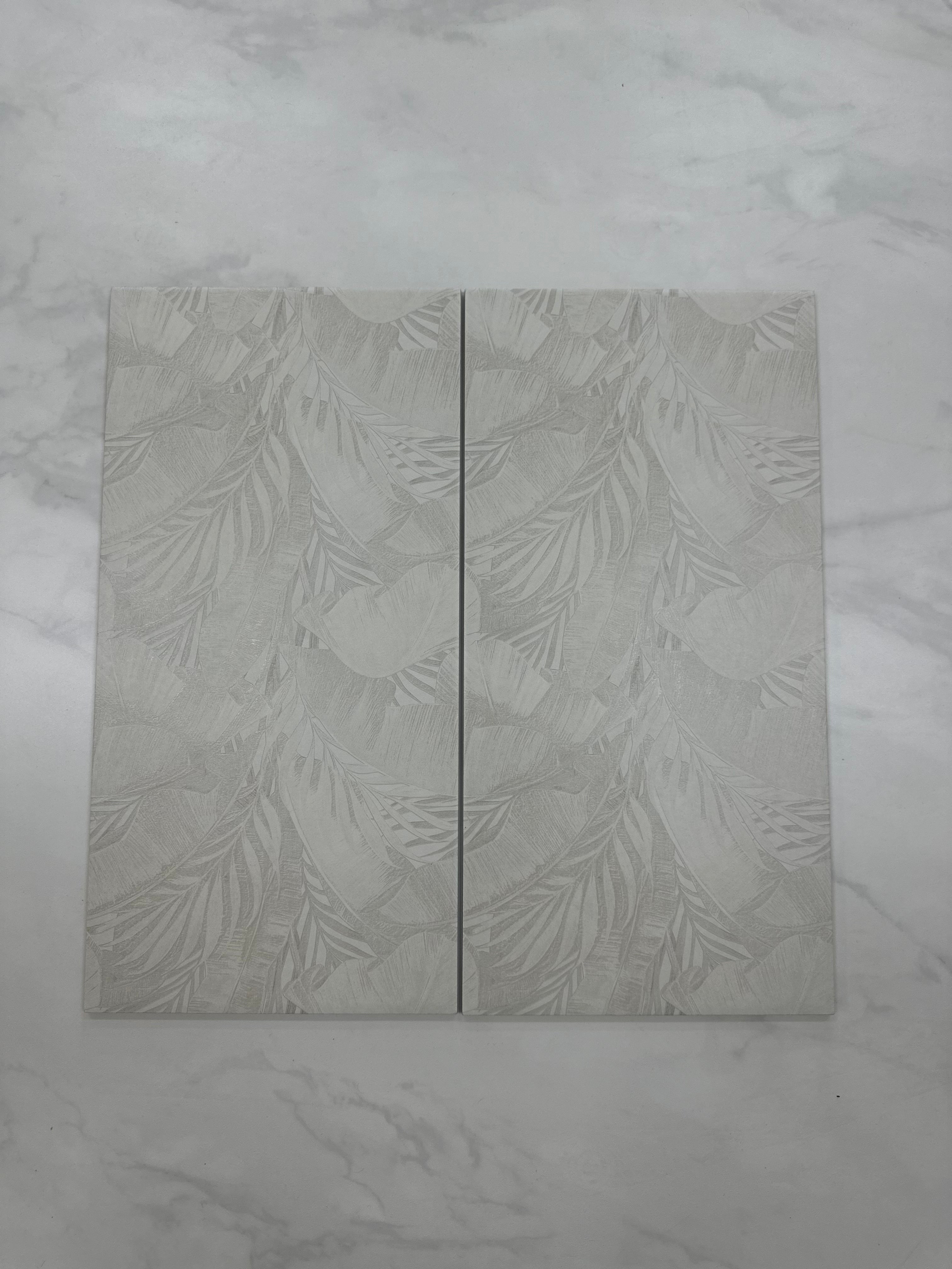 Evergreen - Silver - 300x600