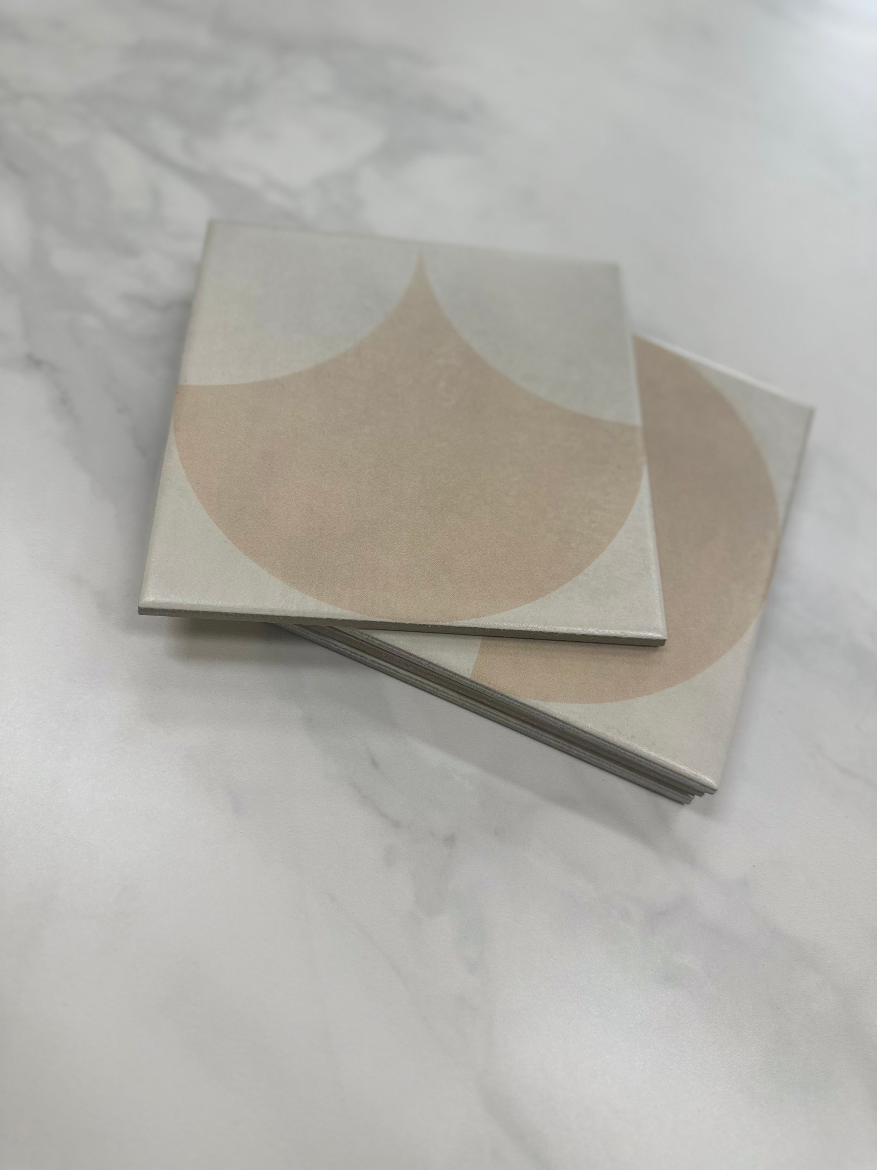 Lawson - Cream  20x20  Feature