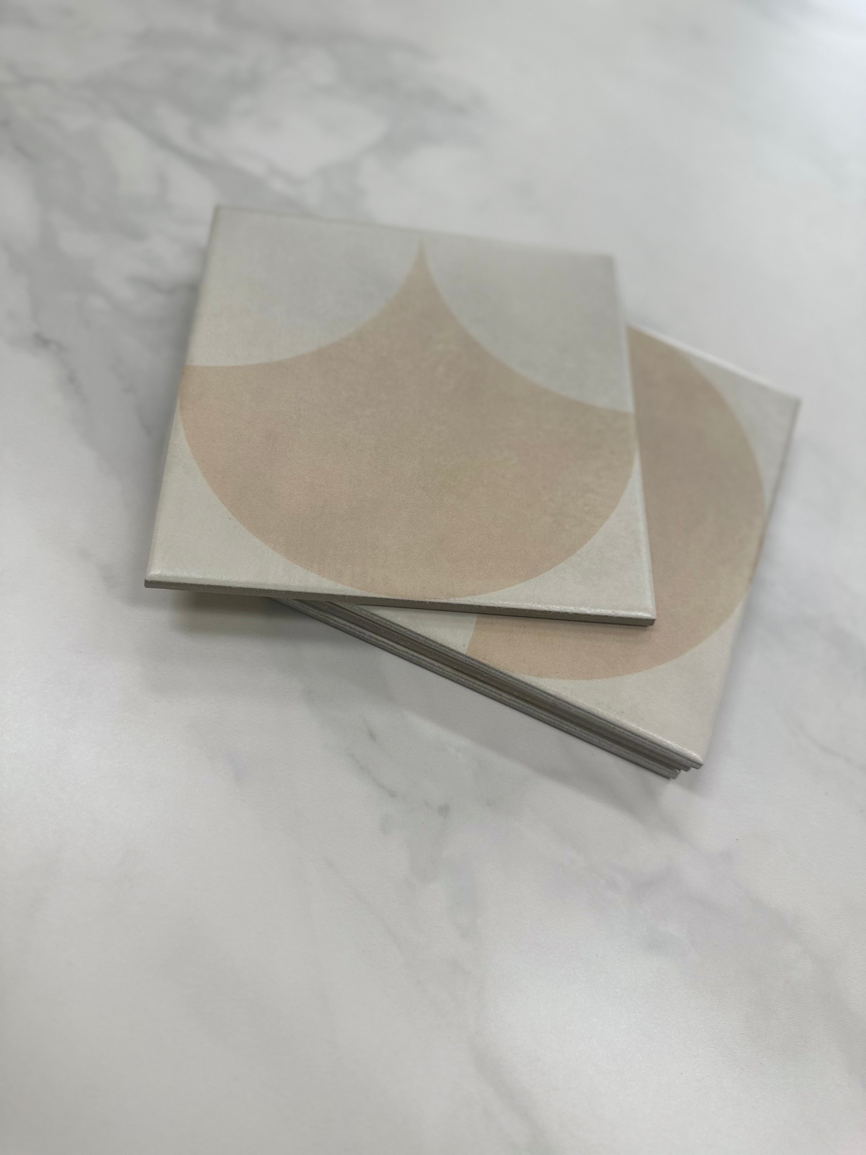 Lawson - Cream  20x20  Feature