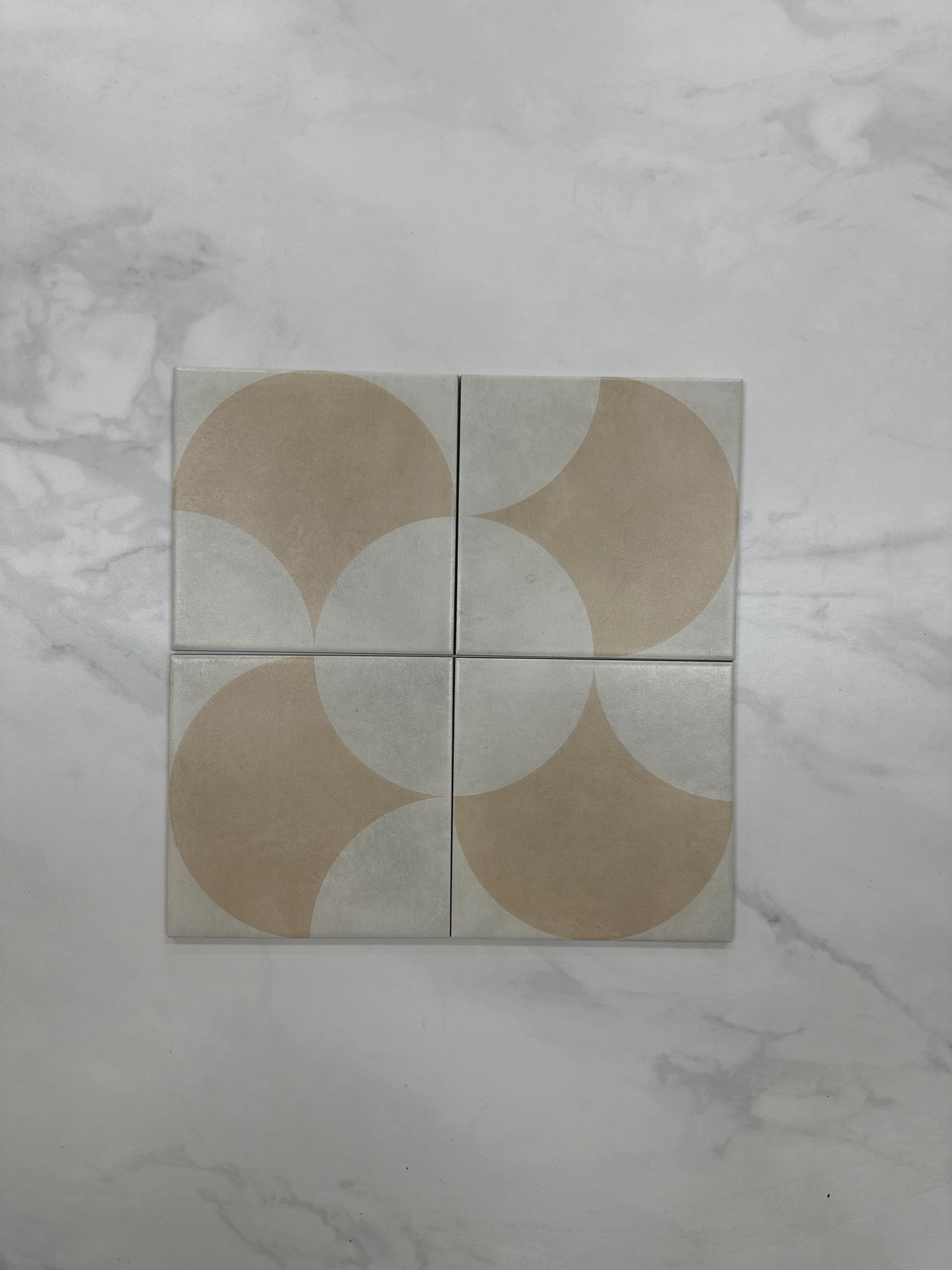 Lawson - Cream  20x20  Feature