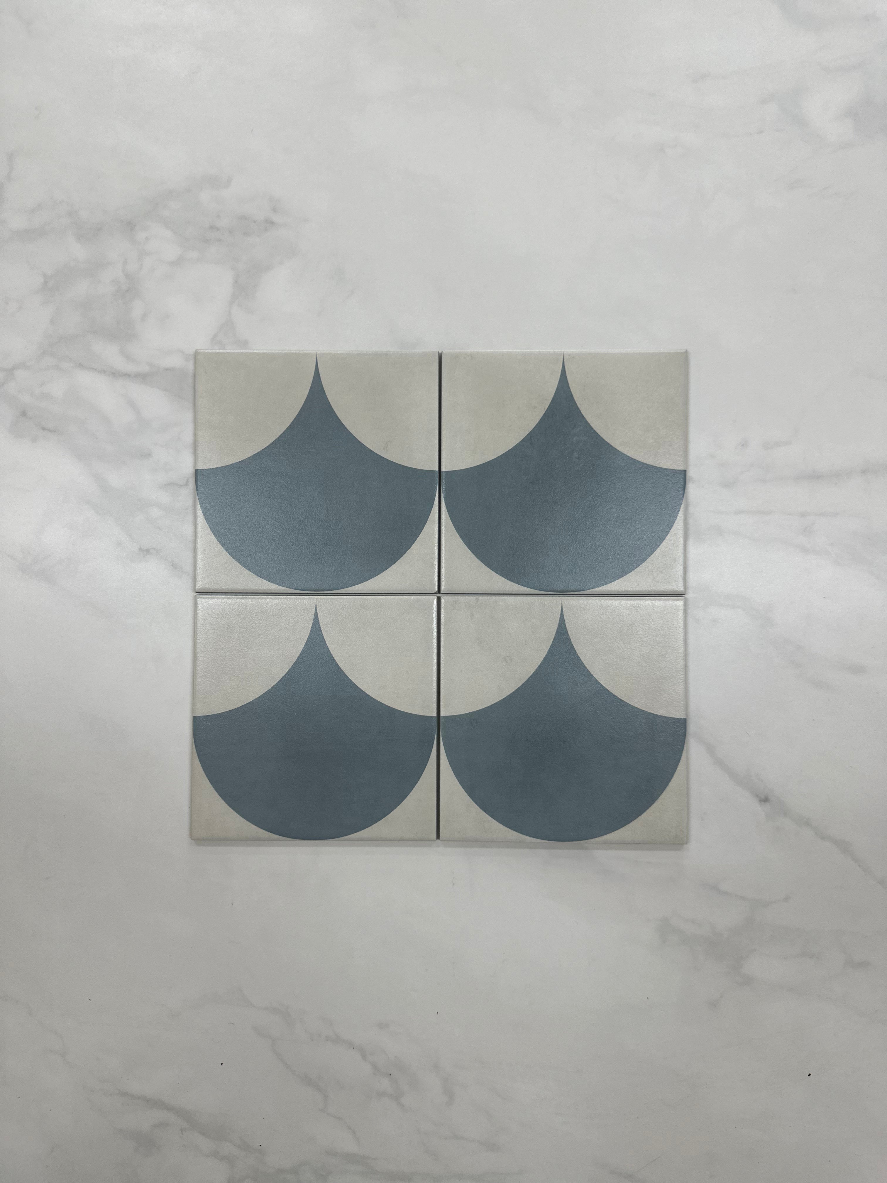 Lawson - Blue  20x20  Feature